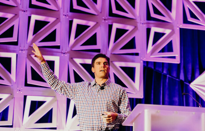 How Walmart, FedEx use HR technology for training