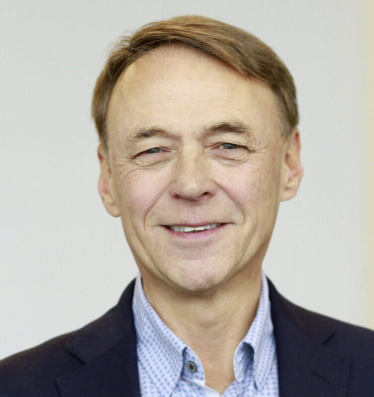 Mervyn Dinnen