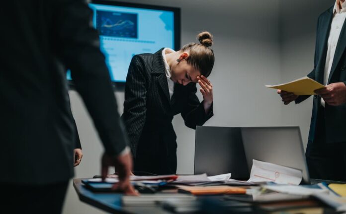 People strategy: Designing when business is under pressure