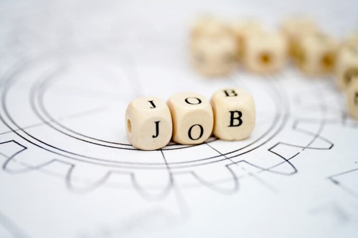 Federal shutdown leaves HR teams without labor market insights