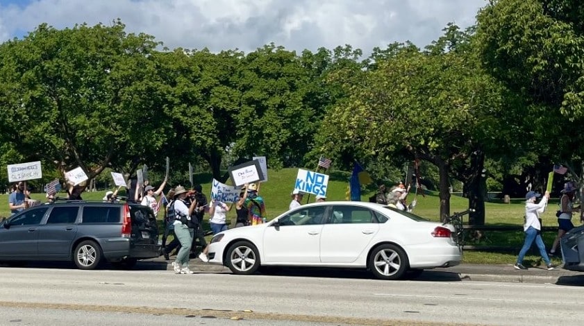Anti-Trump protests are gaining steam. What does HR need to do?